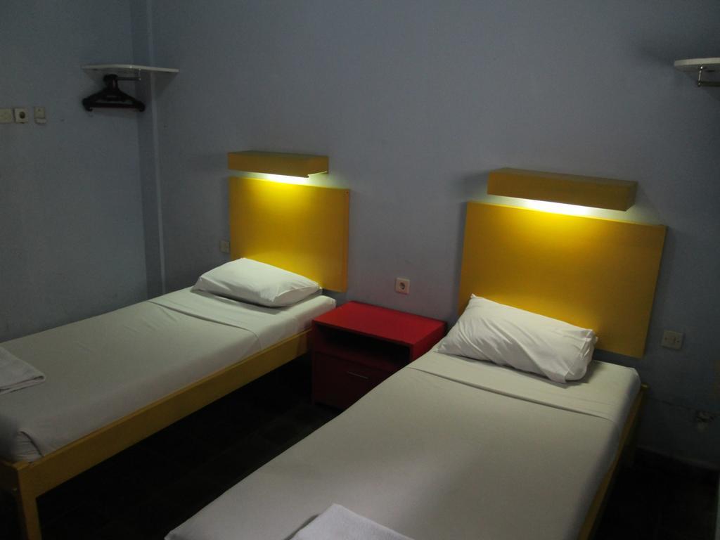 Hotel Lpp Mliwis Yogyakarta Habitación foto